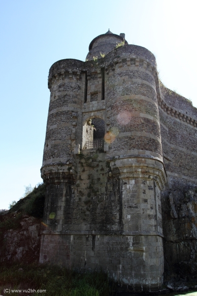 08-IMG_3052CASTEL