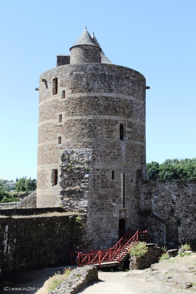 22-IMG_3098CASTEL