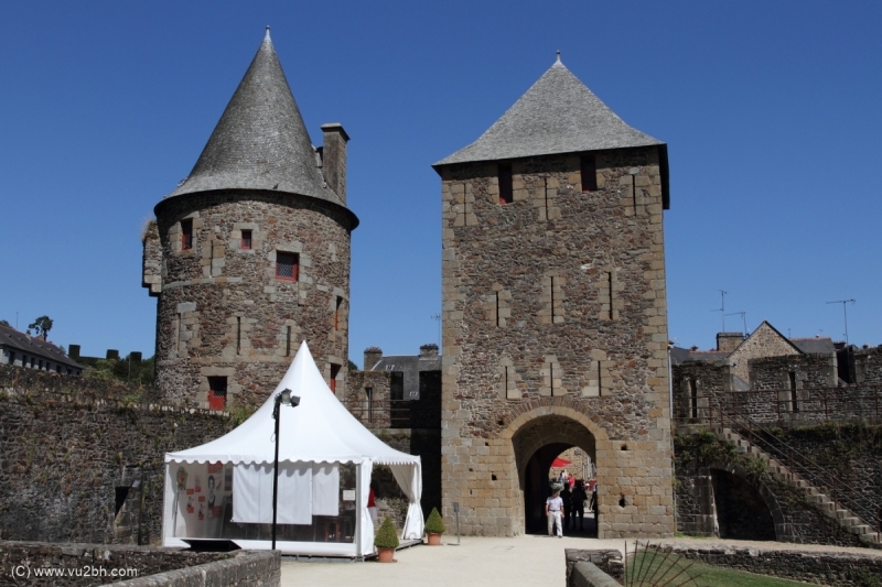 37-IMG_3177CASTEL