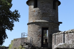 15IMG_3079CASTEL