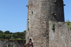 20-IMG_3094CASTEL