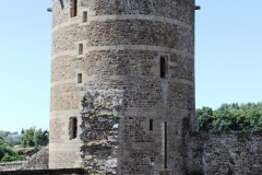 22-IMG_3098CASTEL
