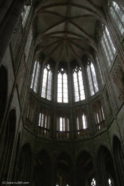 Les voutes brisées du cœur de l'Abbatiale