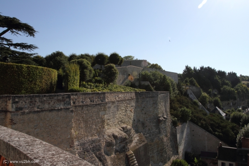 24-IMG_2325CASTEL
