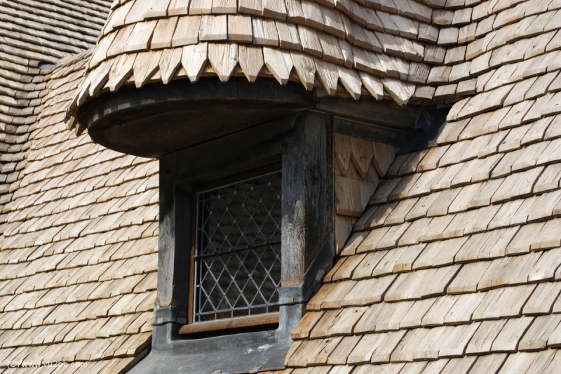 Détail de toiture en bois (2)